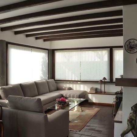 Casa Vacanze Viale Dei Tigli Ловере Екстериор снимка